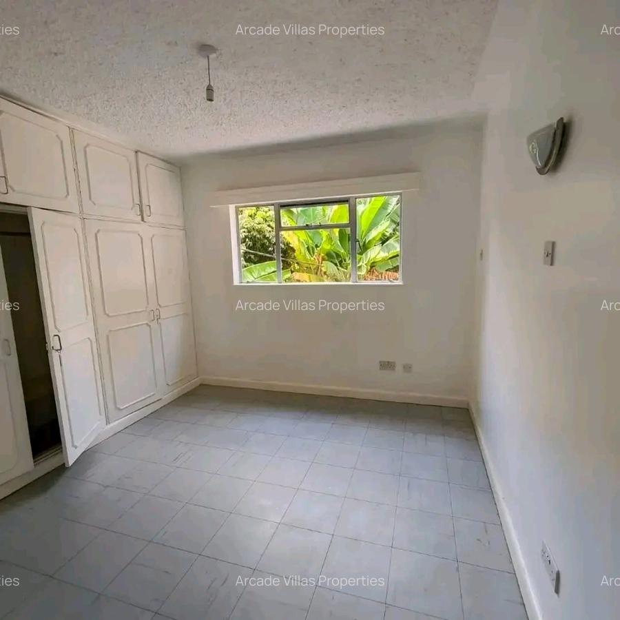 3 Bed Apartment with En Suite at Kileleshwa - 8