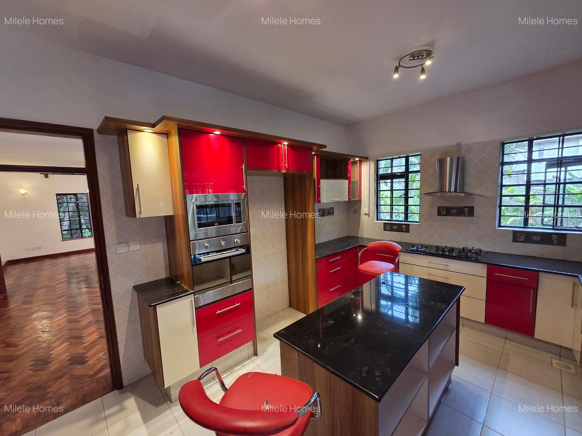 5 Bed Townhouse with En Suite in Kitisuru - 6