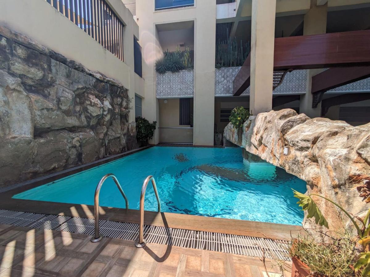 4 Bed Apartment with En Suite in Kizingo - 2