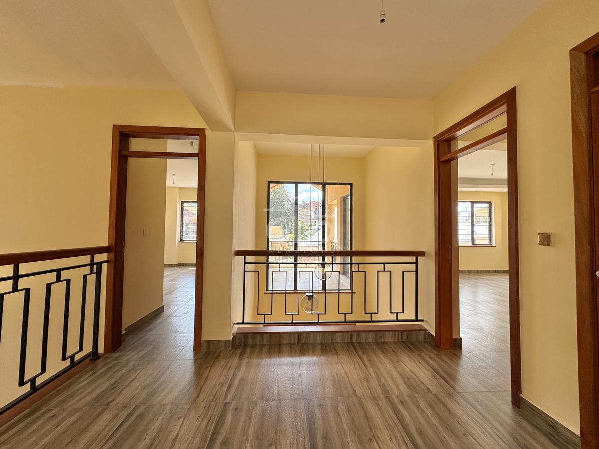 4 Bed Townhouse with En Suite in Kileleshwa - 7
