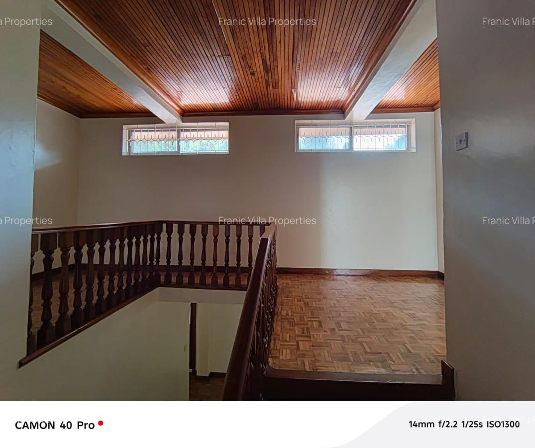 6 Bed House with En Suite at Nyari Central - 18