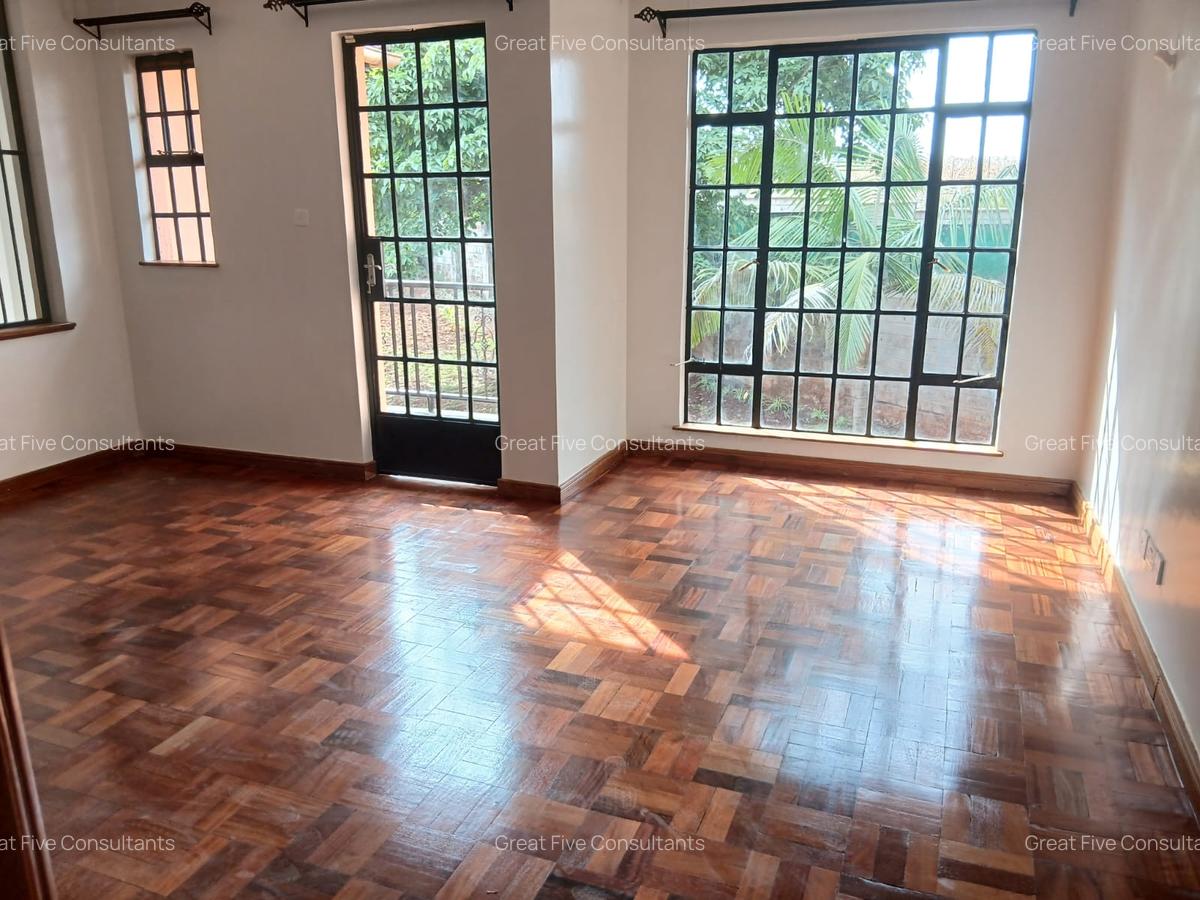 4 Bed Villa with En Suite in Runda - 10