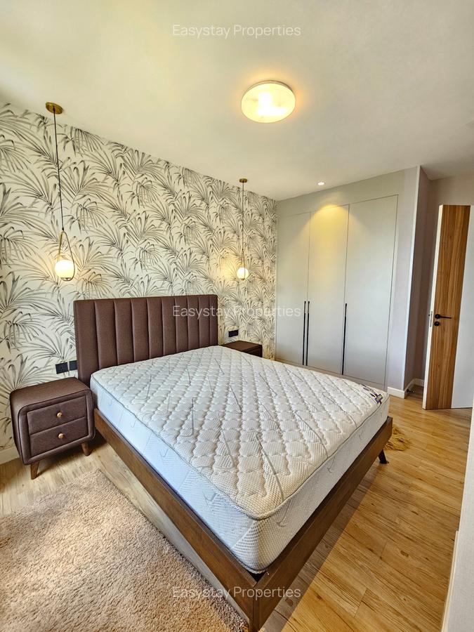 Furnished 3 Bed Apartment with En Suite in Brookside - 7