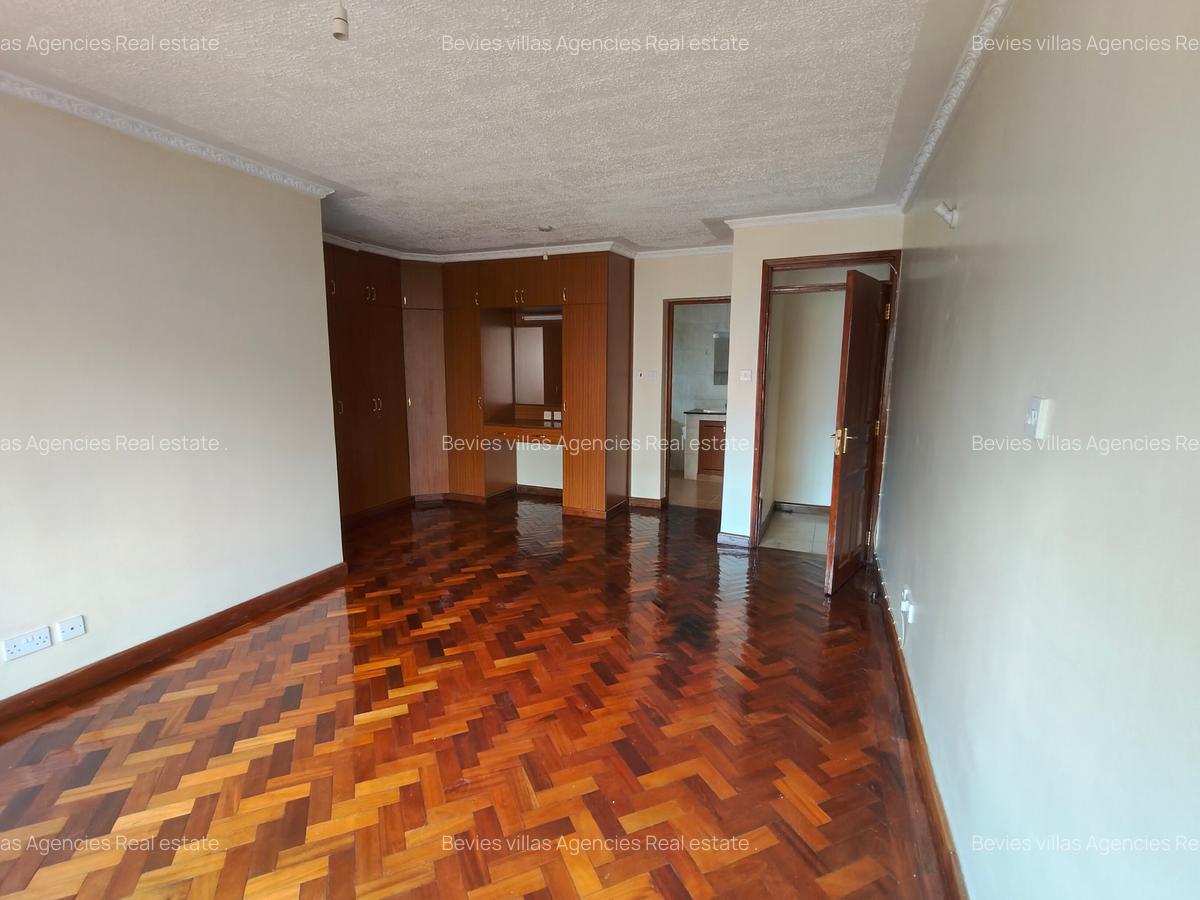 2 Bed Apartment with En Suite at Parklands - 3