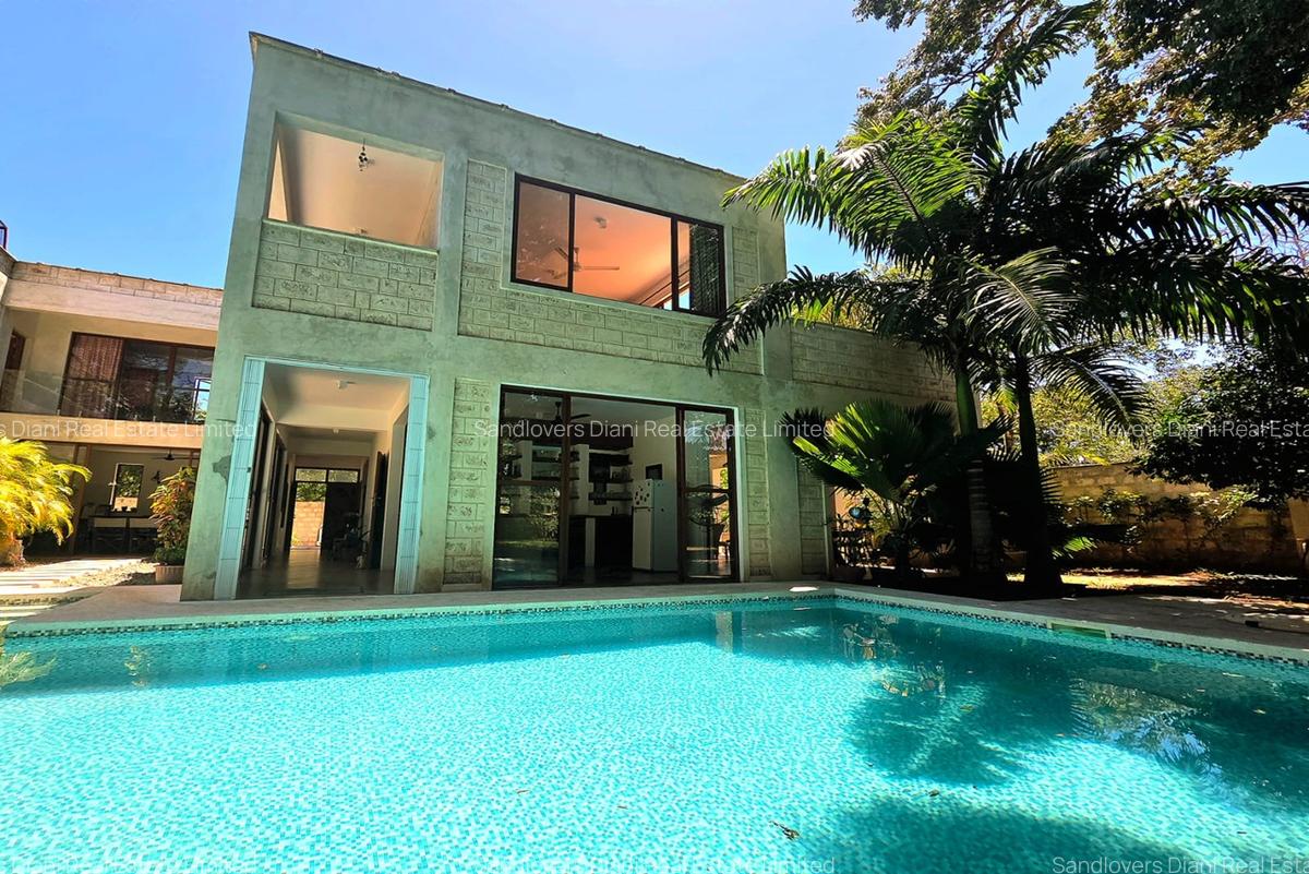 4 Bed Villa with En Suite in Diani - 9