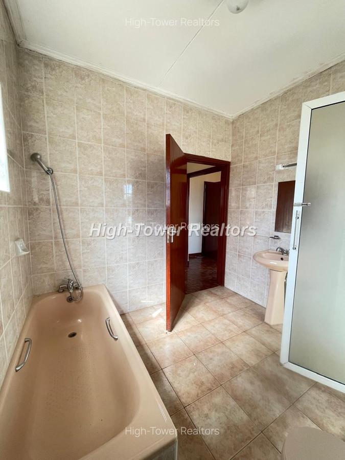 4 Bed House with En Suite in Karen - 16