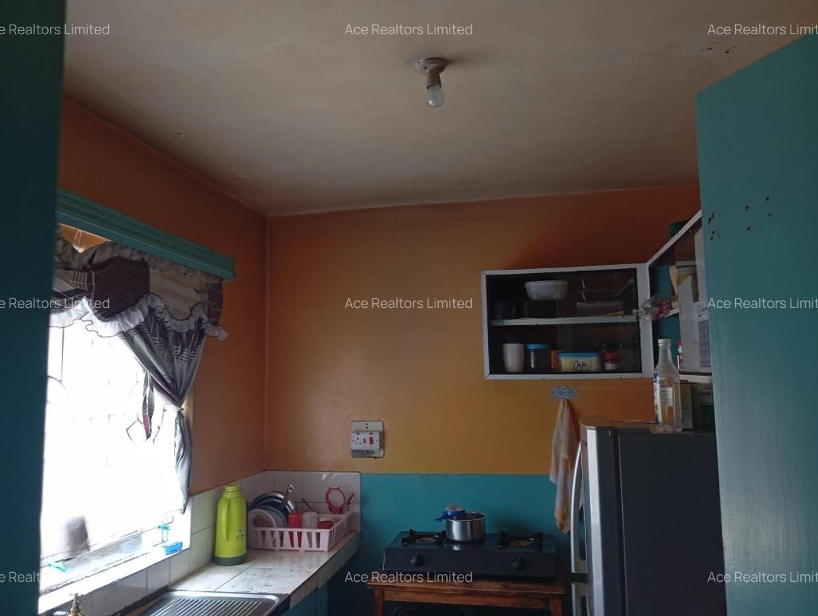 3 Bed Townhouse with En Suite at Nairobi West Estate - 8