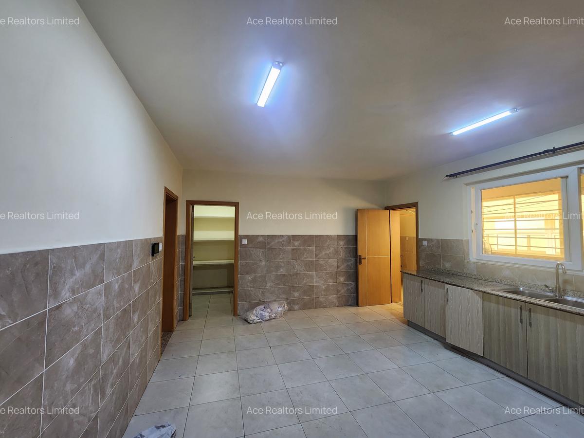 3 Bed Apartment with En Suite at Rhapta Road - 3