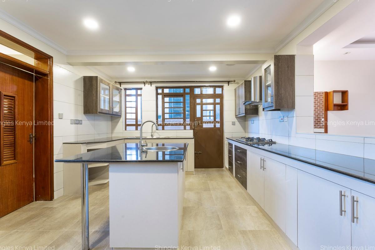 4 Bed Townhouse with En Suite at Ngong - Upper Matasia Rd - 6