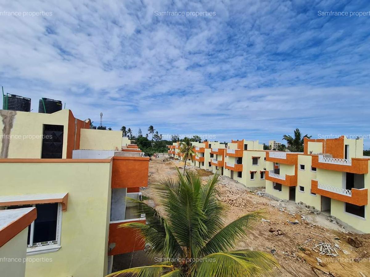 Serviced 3 Bed Apartment with En Suite at Mtwapa Mtwapa - 1