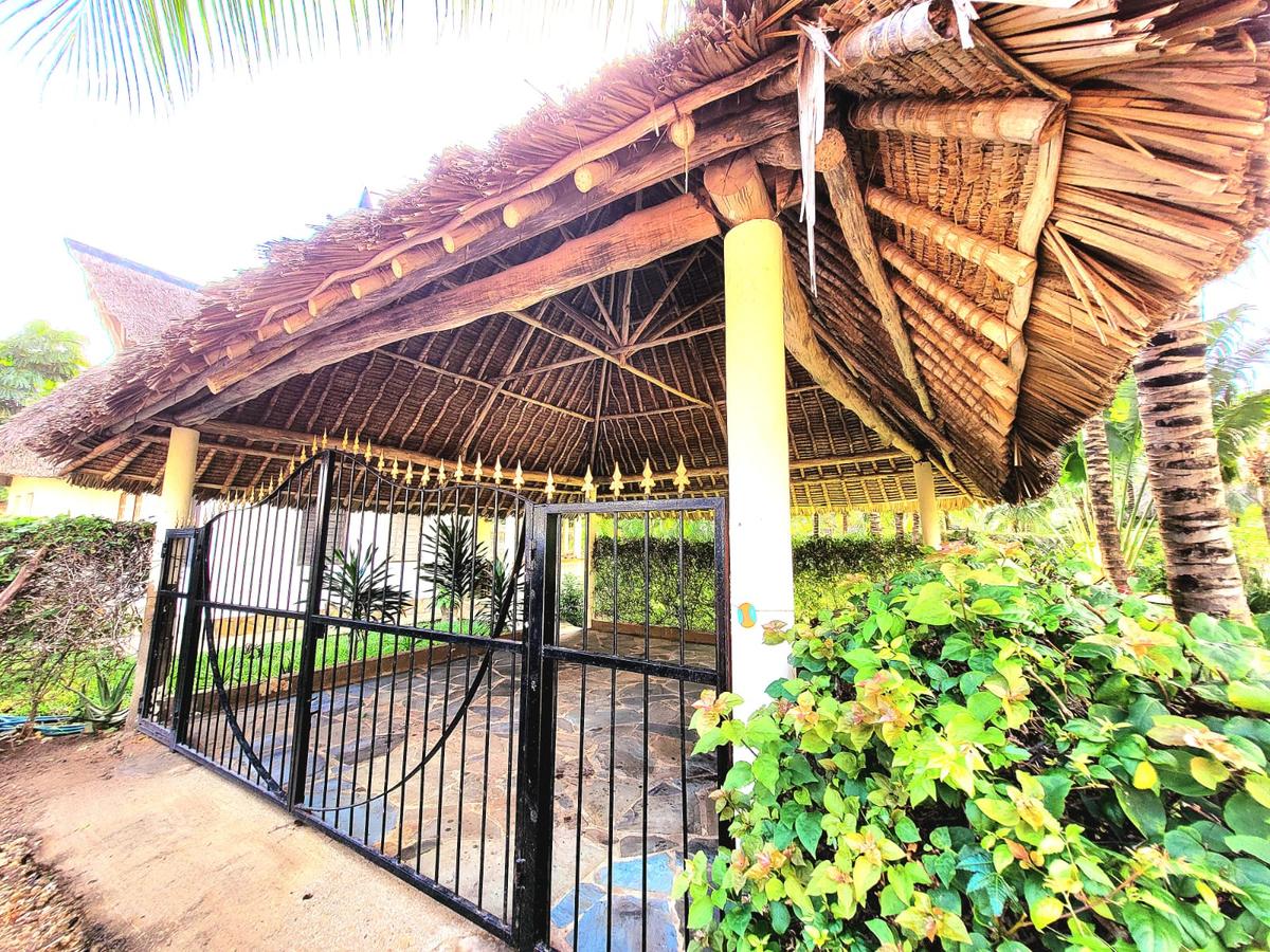 2 Bed Villa with En Suite in Diani - 9