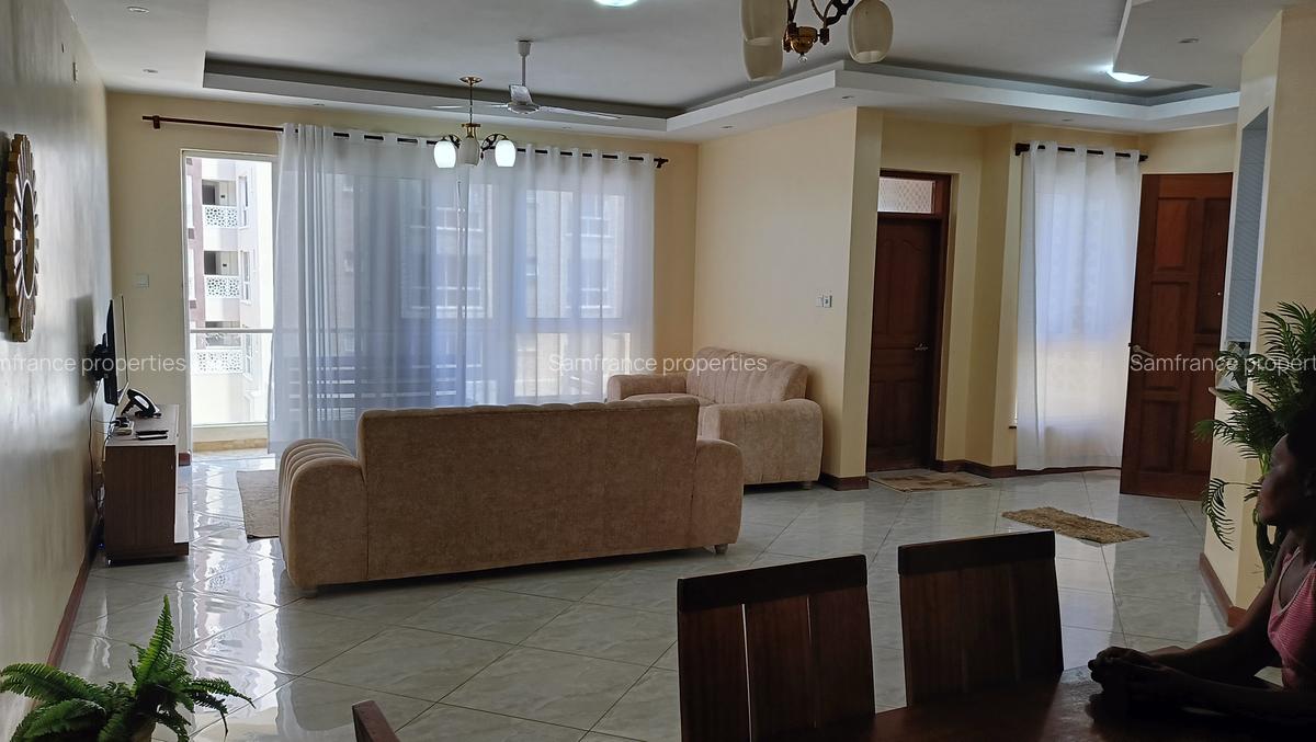 Serviced 3 Bed Apartment with En Suite at Citymall Nyali - 4