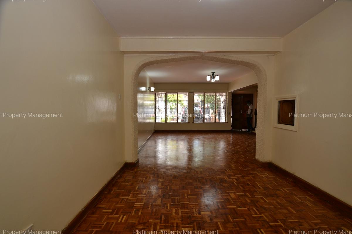 3 Bed Townhouse with En Suite in Parklands - 3