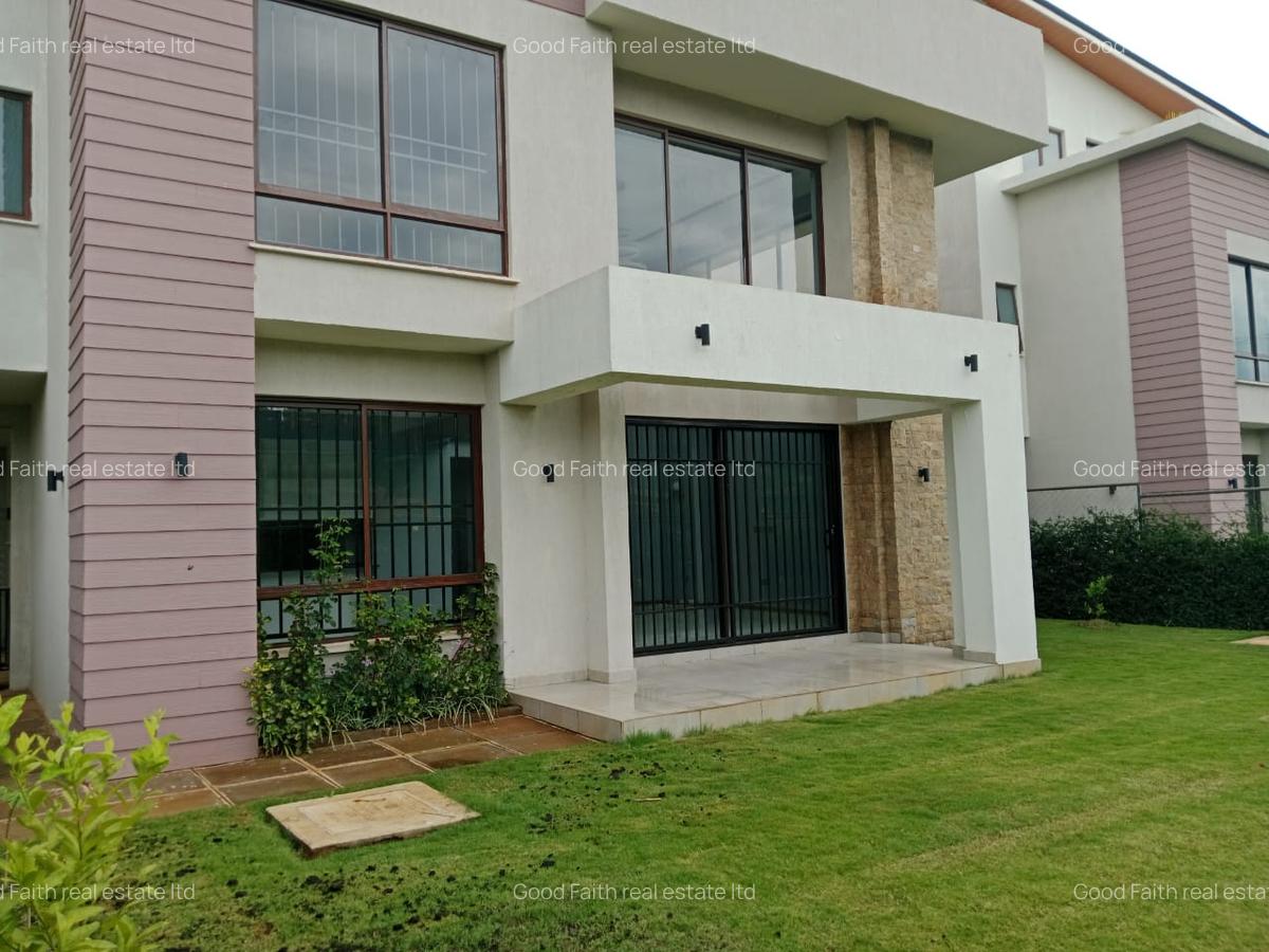 4 Bed Townhouse with En Suite in Runda - 2