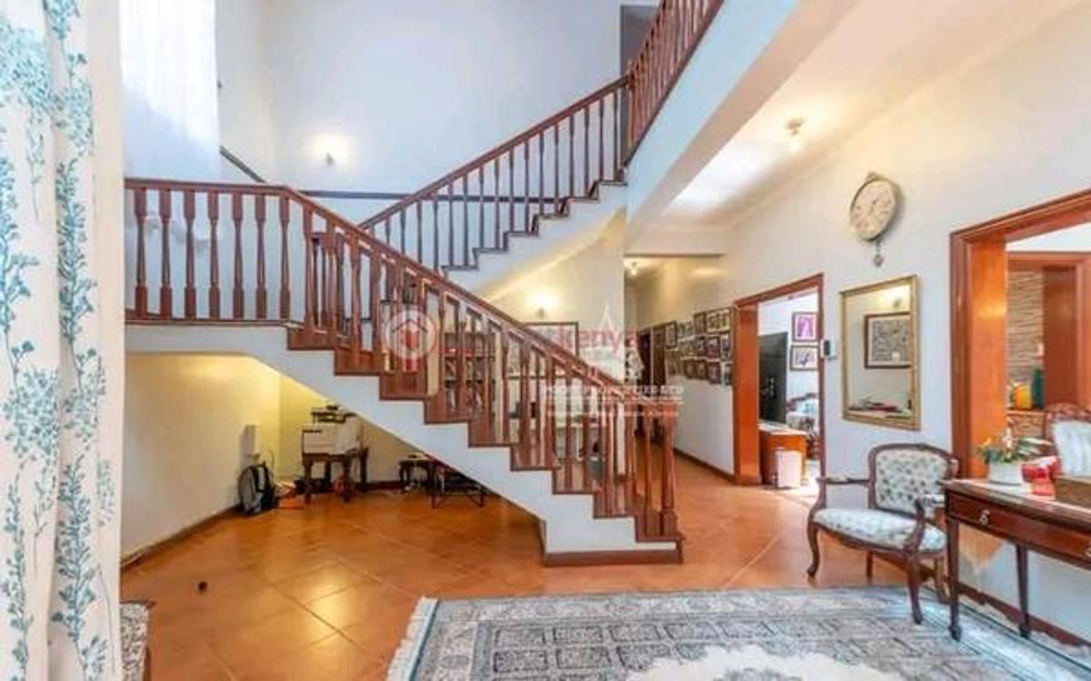 6 Bed Townhouse with En Suite at Karen - 16