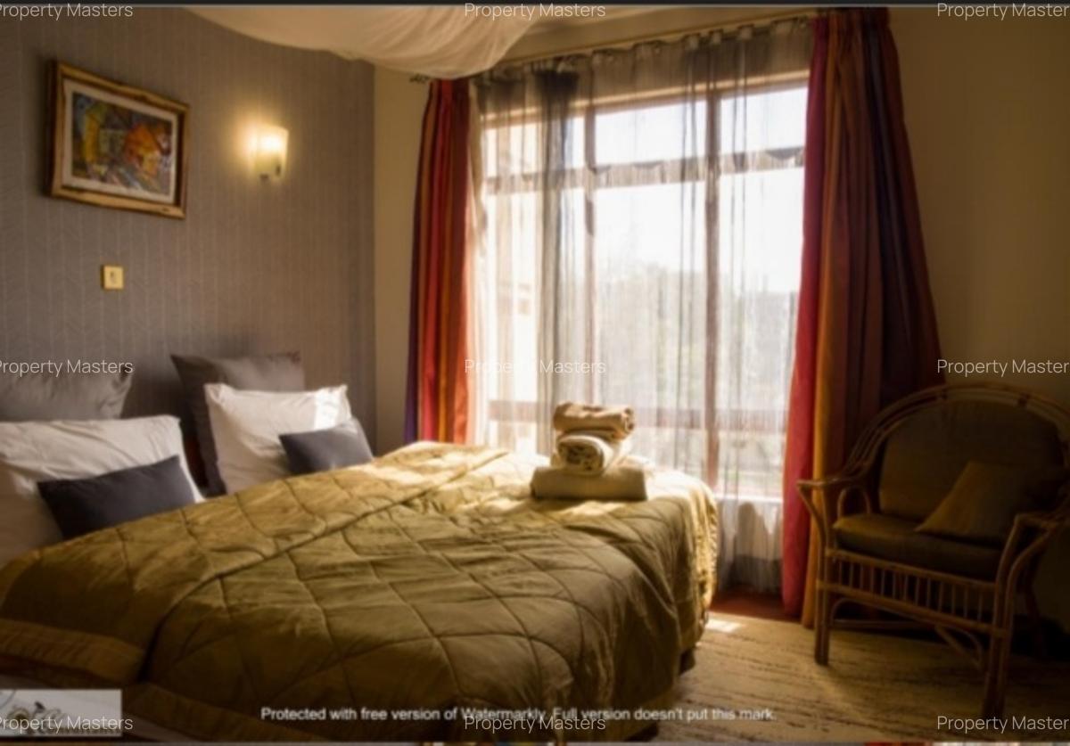 Serviced 3 Bed Apartment with En Suite at Mugoiri Road - 14