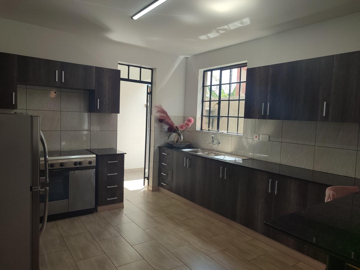 4 Bed House with En Suite in Ruiru - 3