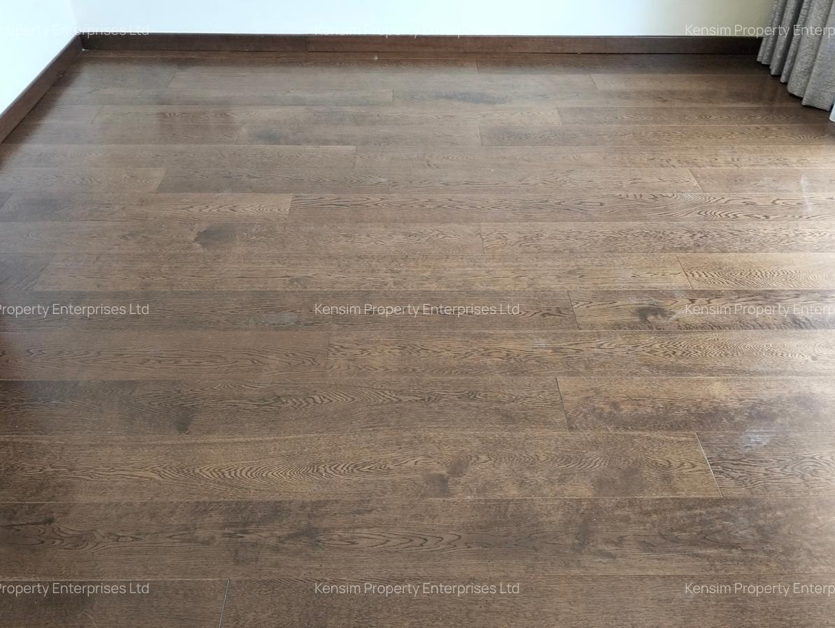 5 Bed Townhouse with En Suite in Lavington - 9