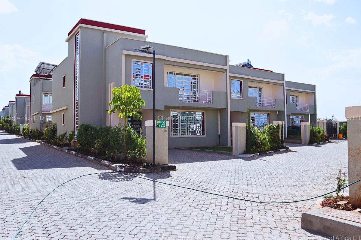 4 Bed Villa with En Suite at Muigai - 2