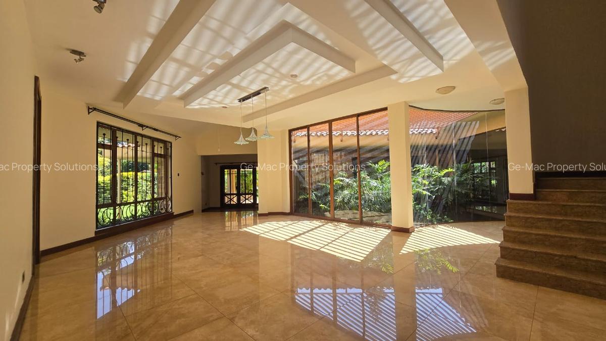 5 Bed House with En Suite in Runda - 15