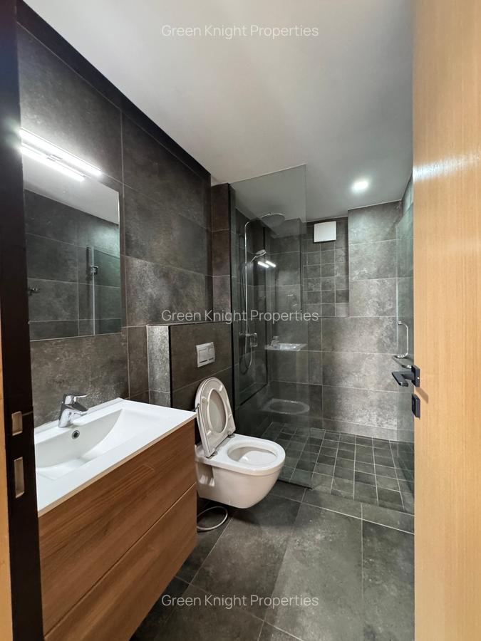 Serviced 2 Bed Apartment with En Suite in Kilimani - 14