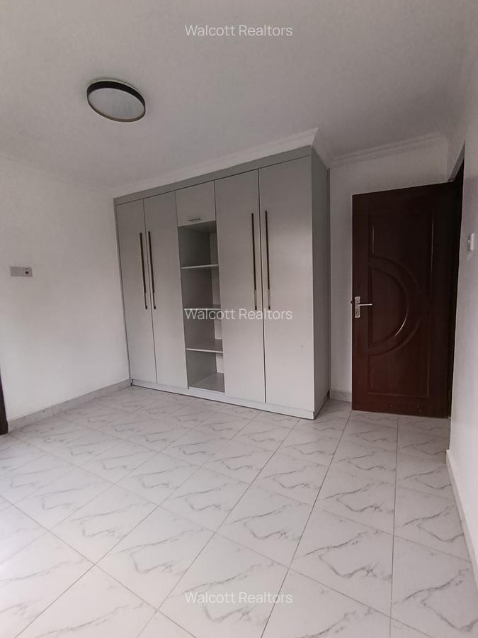 4 Bed Villa with En Suite at Muhuri Road - 7