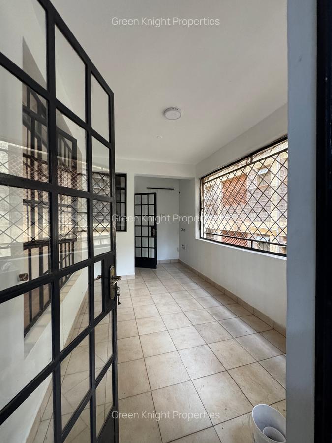 Serviced 3 Bed Apartment with En Suite in Lavington - 12