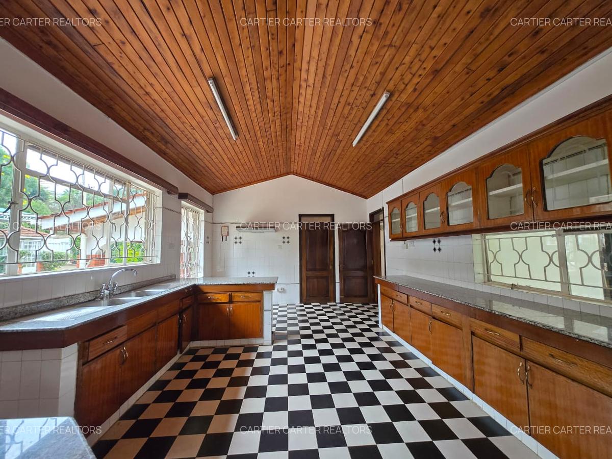 5 Bed House with En Suite in Gigiri - 7