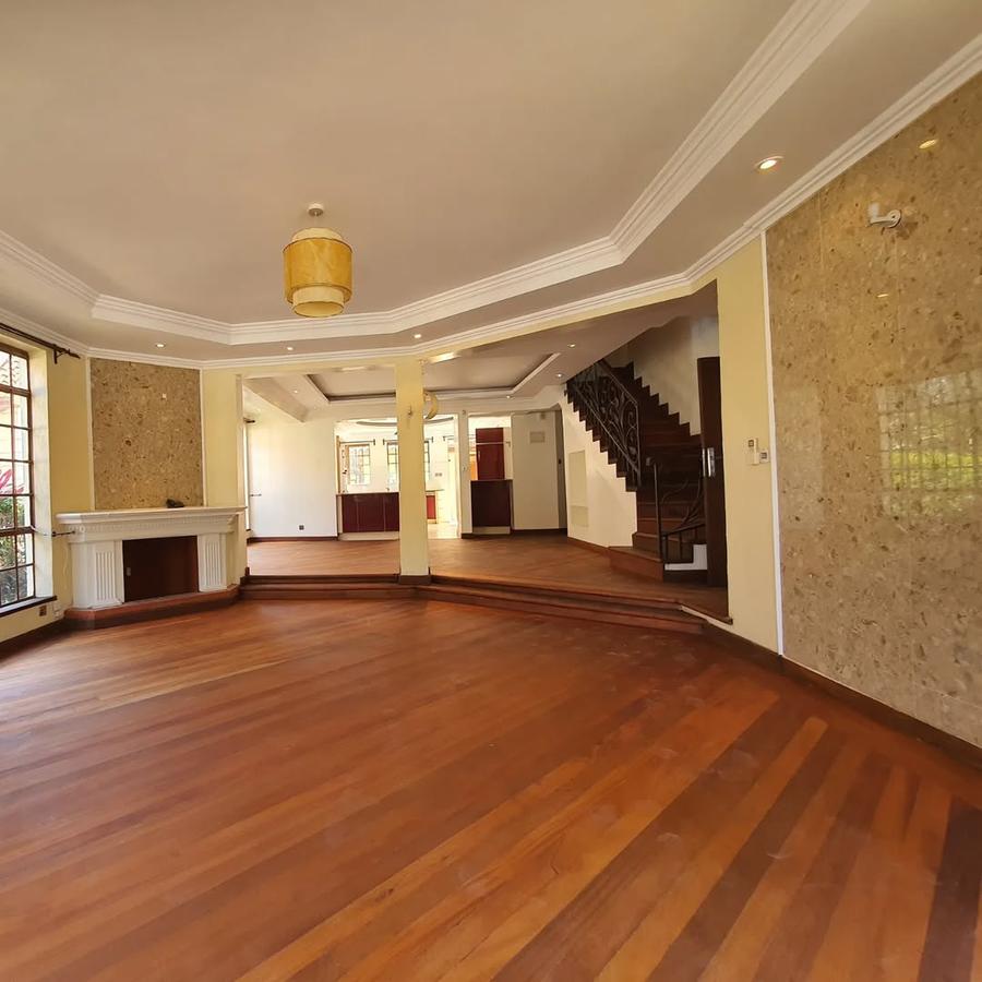 5 Bed Townhouse with En Suite at Kabasiran Avenue - 6