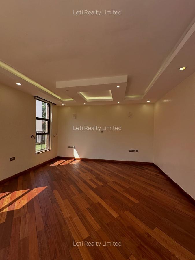 5 Bed Townhouse with En Suite in Kileleshwa - 10