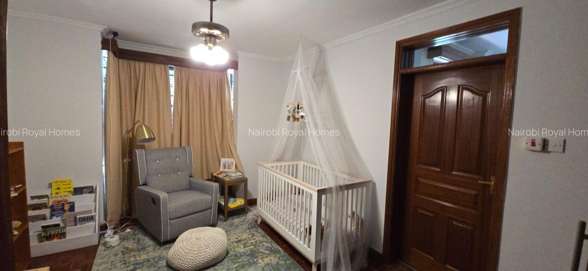 4 Bed Townhouse with En Suite at Rosslyn Heights - 18