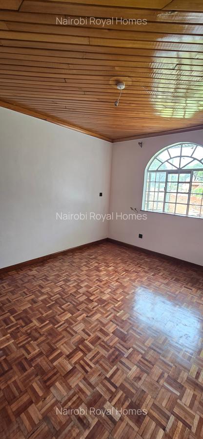 4 Bed Townhouse with En Suite at Off Convent Drive - 18