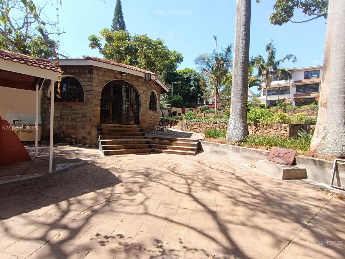 6 Bed House with En Suite in Gigiri - 15