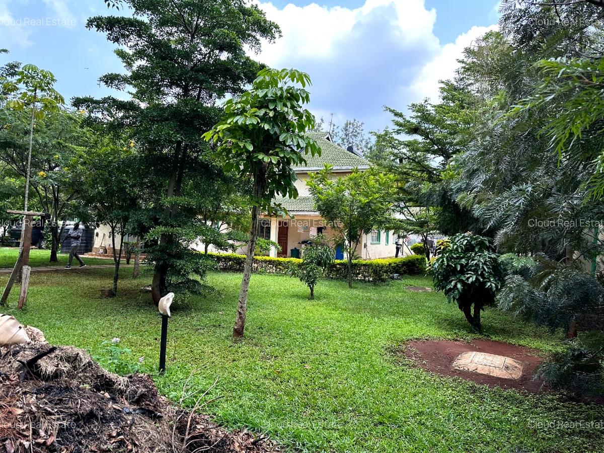 5 Bed House with En Suite in Karen - 3