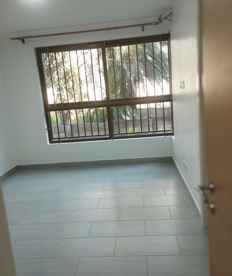 2 Bed Apartment in Valley Arcade - 1