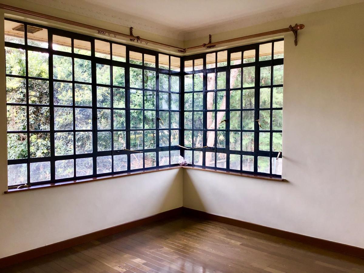 5 Bed Villa with En Suite in Kiambu Road - 13