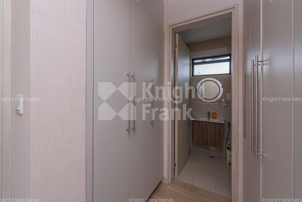 3 Bed Townhouse with En Suite at Runda Road - 20