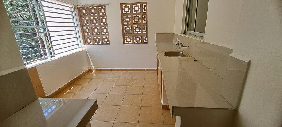 3 Bed Apartment with En Suite in Kileleshwa - 6
