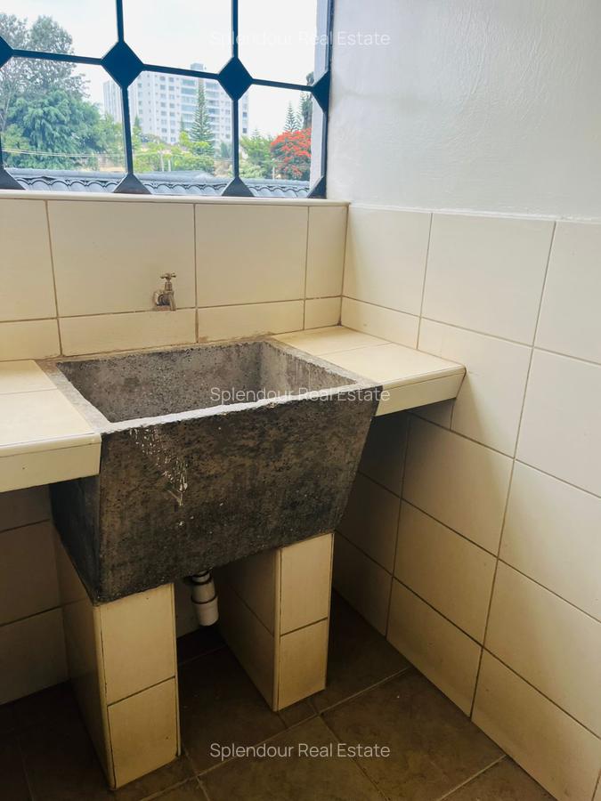 2 Bed Apartment with En Suite in Lavington - 13