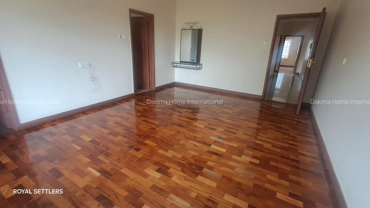 3 Bed Apartment with En Suite in Rhapta Road - 5