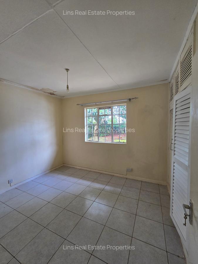 4 Bed House with En Suite in Loresho - 14