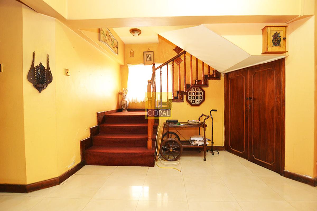 4 Bed Townhouse in Rhapta Road - 11