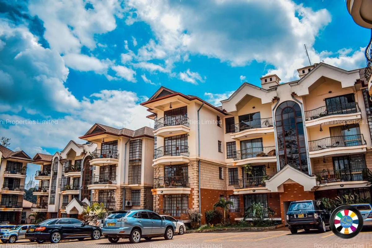 Furnished 4 Bed Apartment with En Suite in Riverside - 17