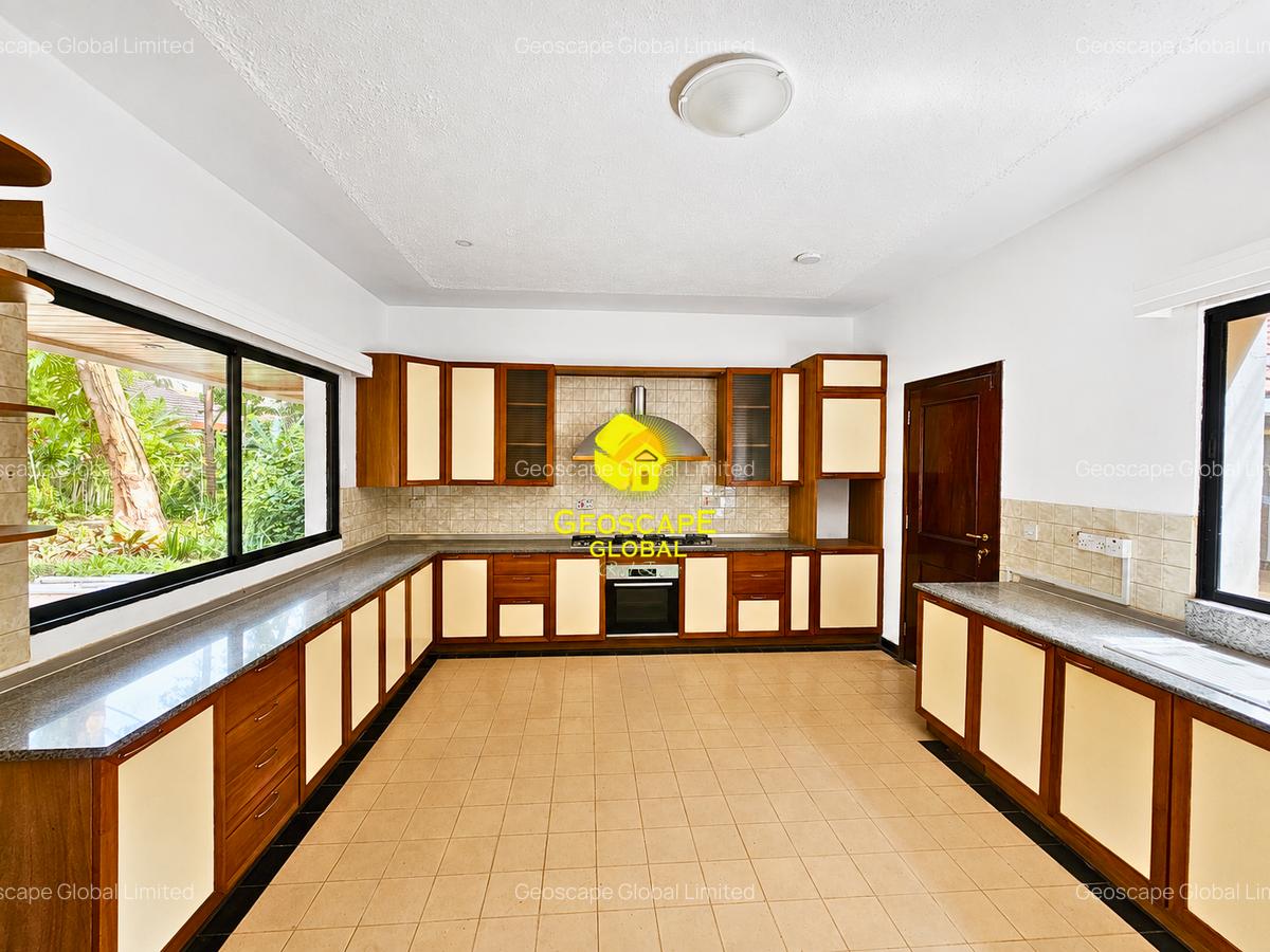 5 Bed House with En Suite in Lower Kabete - 5