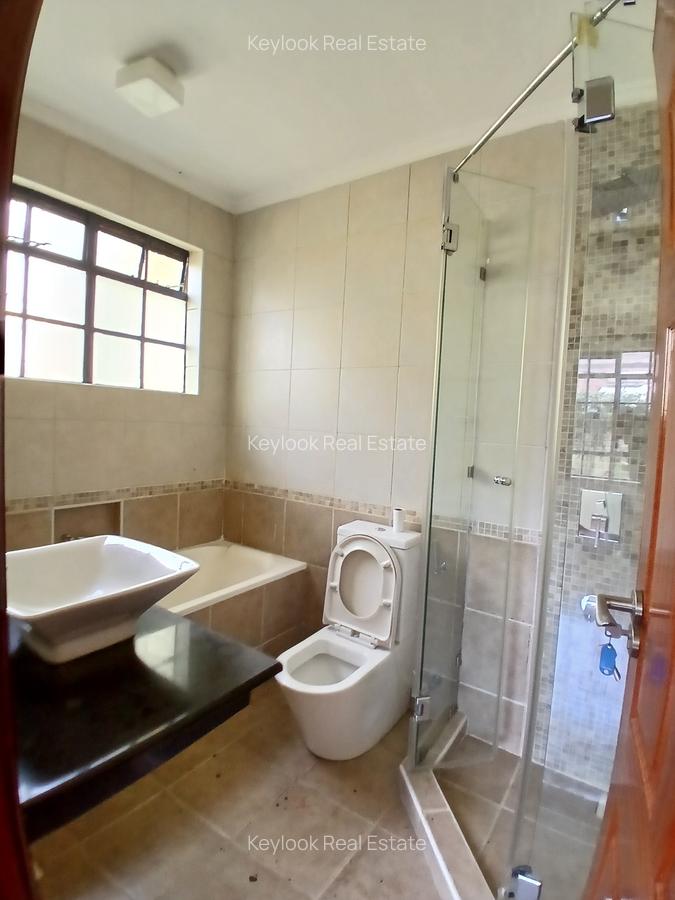 5 Bed Townhouse with En Suite at Lavington Green - 9