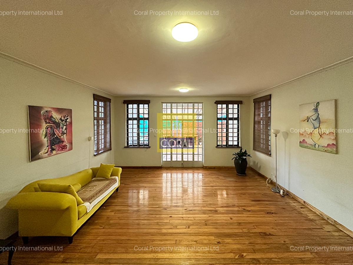 7 Bed House in Runda - 9