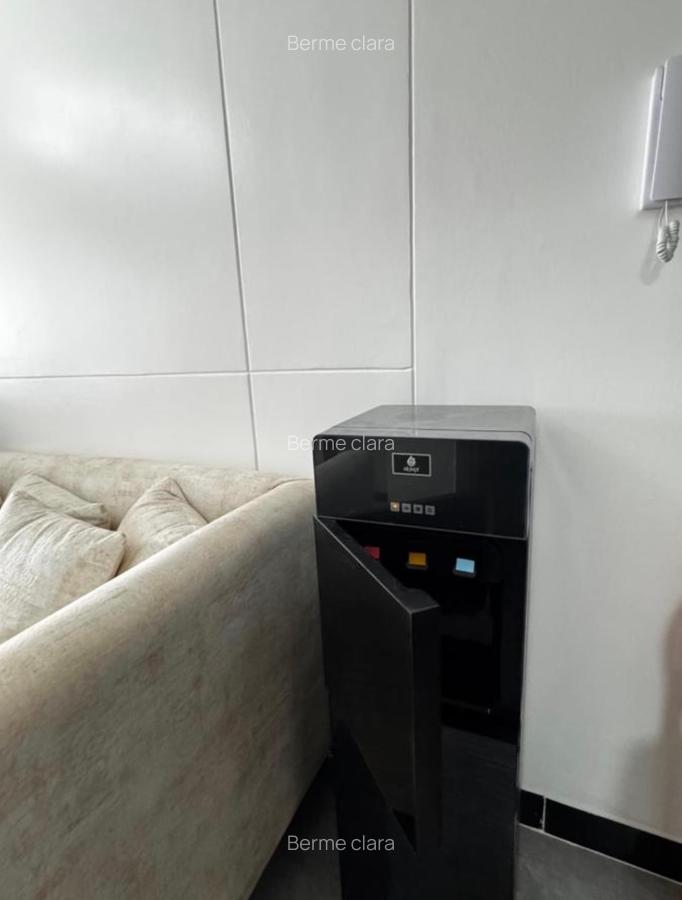 Serviced 2 Bed Apartment with Swimming Pool at Brickford Heights - 3