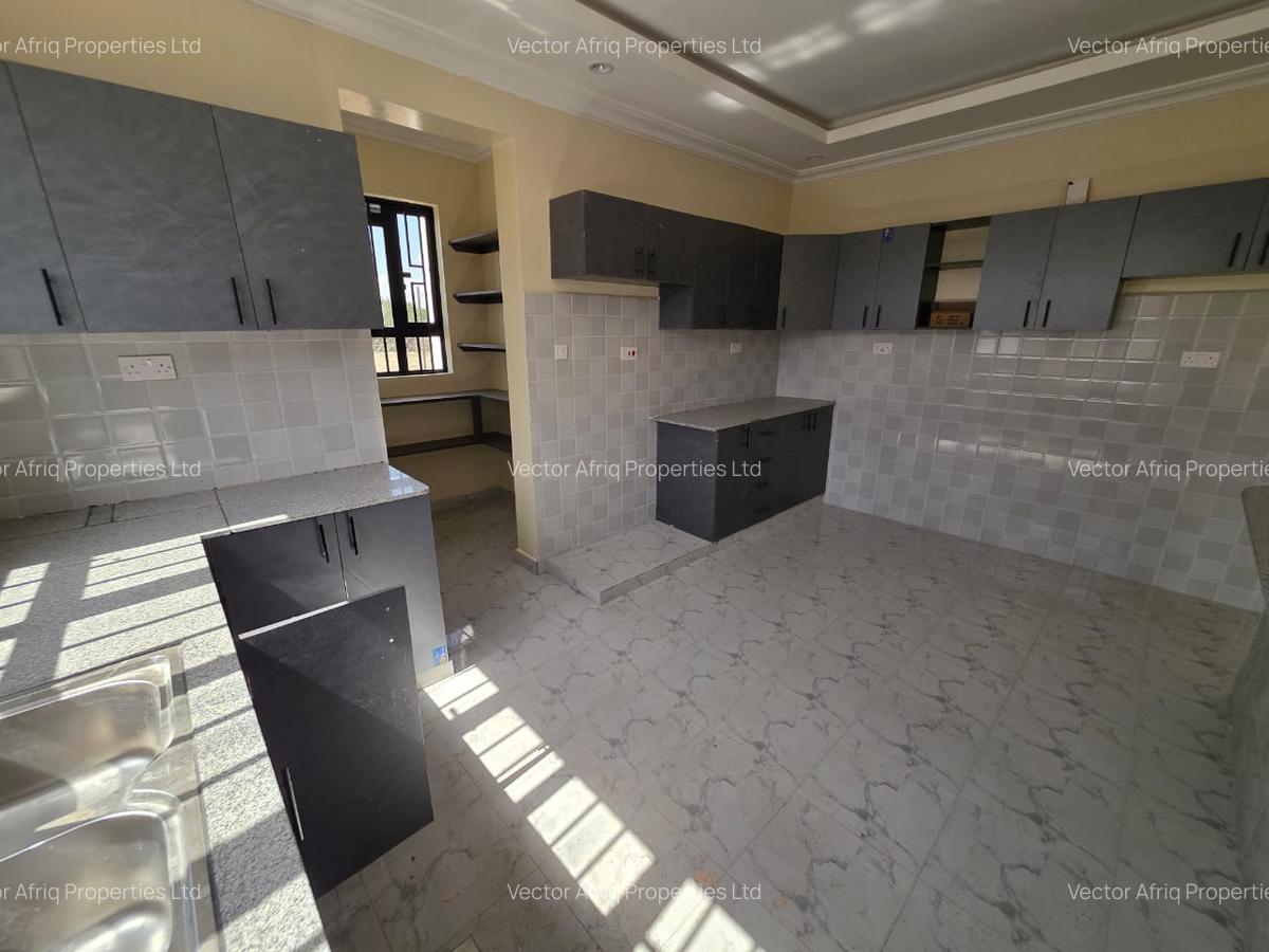 3 Bed House with En Suite in Kitengela - 5