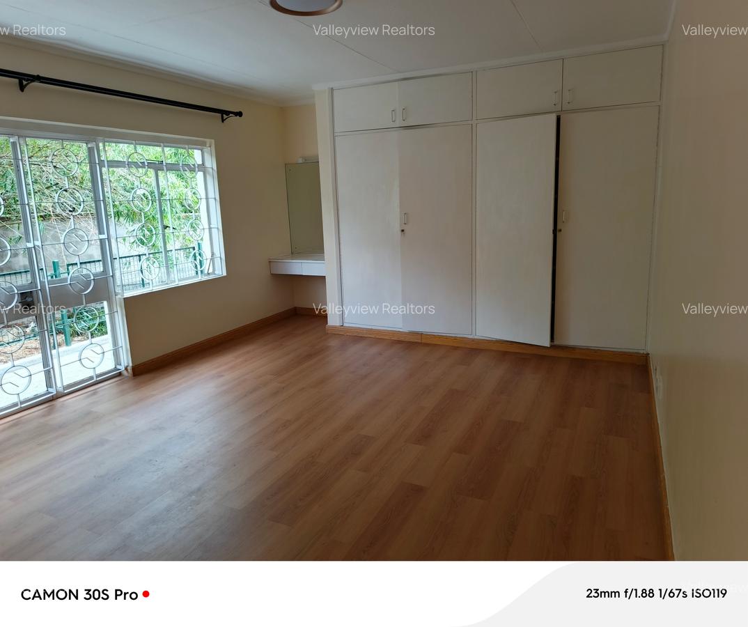 4 Bed Townhouse with En Suite at Kileleshwa - 16