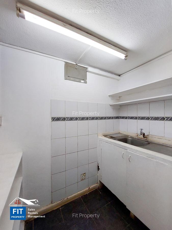 Shop with Backup Generator in Westlands Area - 8